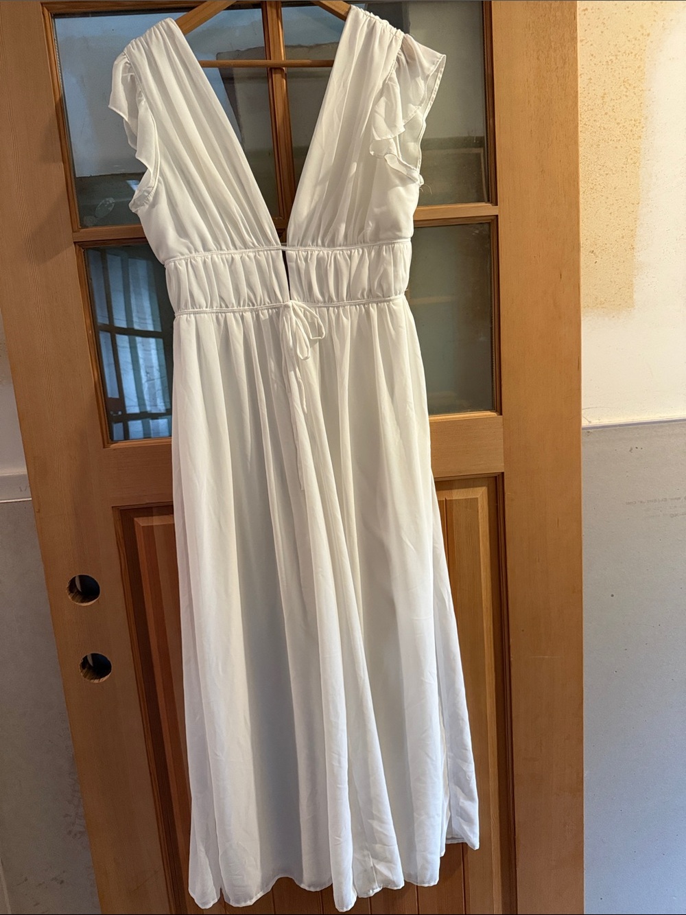 Lulu's White V-Neck Ruffle Sleeve Pants Suit